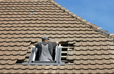 Pose de velux - Saint-Bonnet-de-Rochefort